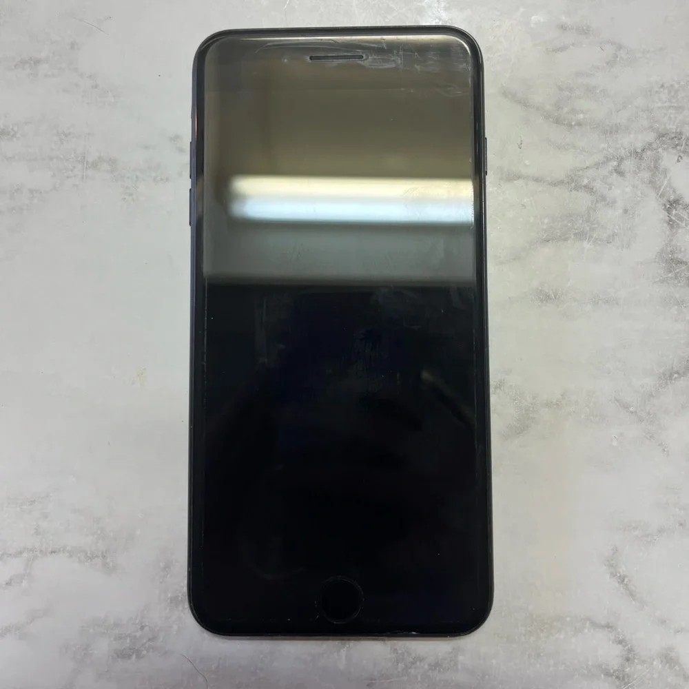 Black iPhone 7 Plus